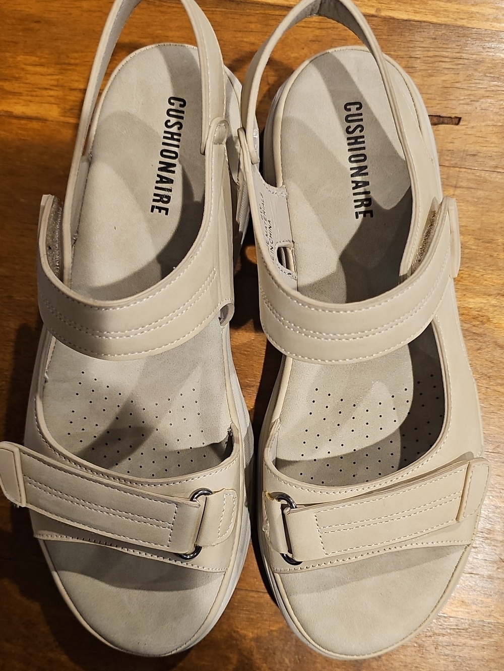 NEW 🔥Cushionaire Women's Beige/Taupe Slingback Sandals_Size 8w